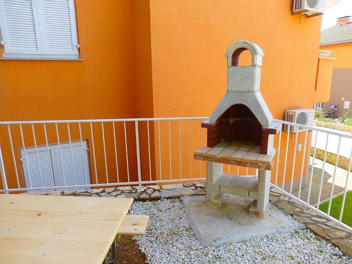 Apartments Kvesic Šilo Kültér fotó