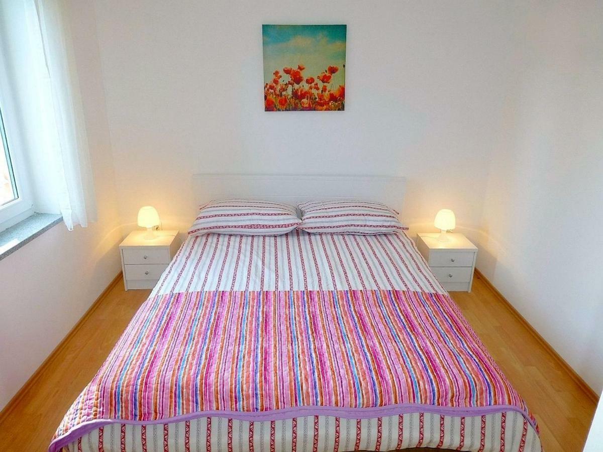 Apartments Kvesic Šilo Kültér fotó