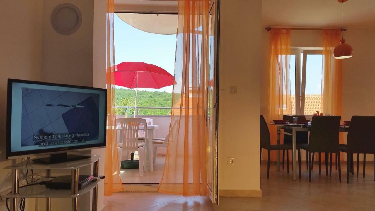 Apartments Kvesic Šilo Kültér fotó