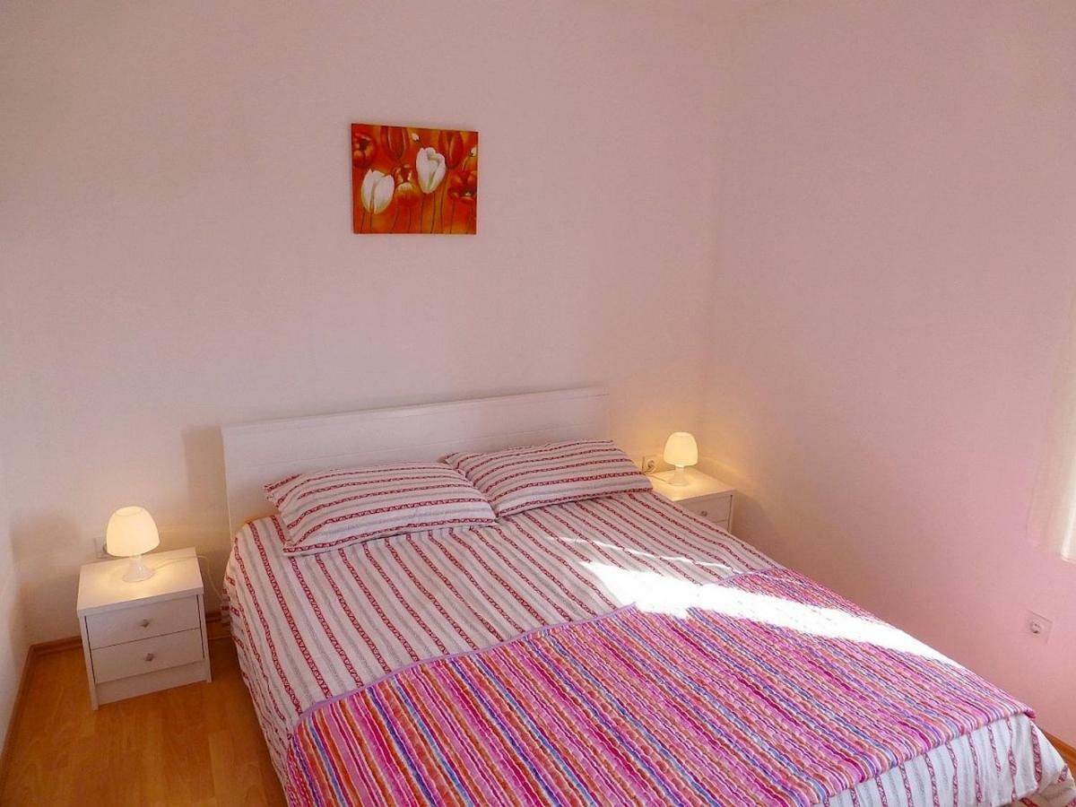 Apartments Kvesic Šilo Kültér fotó